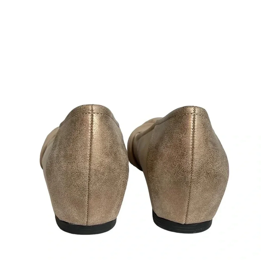 NWOB BareTraps Hidden Heel Mitsy Flats Slip On Flats Posture Beige